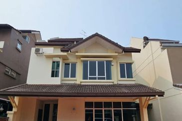 Jalan Kemuning Permai 33/42 