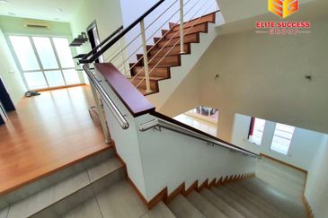 Jalan Kemuning Permai 33/42 