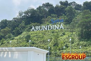 BRAND NEW 42x75 SEMI-DETACHED 5R5B ARUNDINA SETIA ECOPARK SETIA ALAM SHAH ALAM