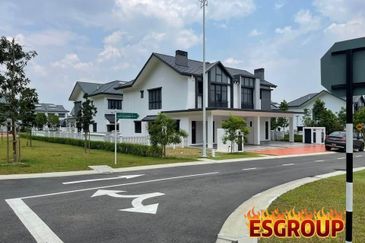 BRAND NEW 42x75 SEMI-DETACHED 5R5B ARUNDINA SETIA ECOPARK SETIA ALAM SHAH ALAM
