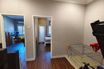 SL 10, Bandar Sungai Long