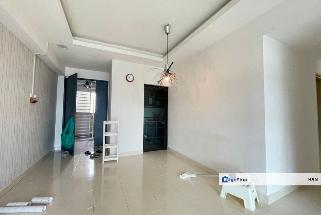 The Heron Residence Puchong 3rooms unit for sales, Selangor, Puchong