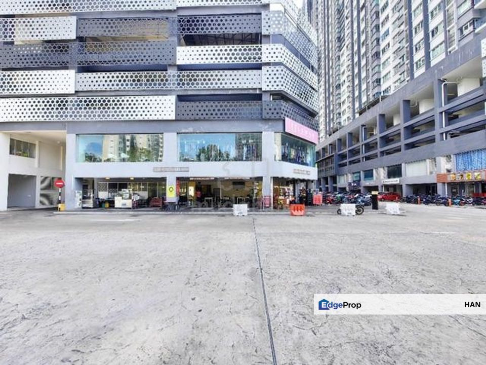 shoplot for sales with tenancy, Selangor, Dengkil
