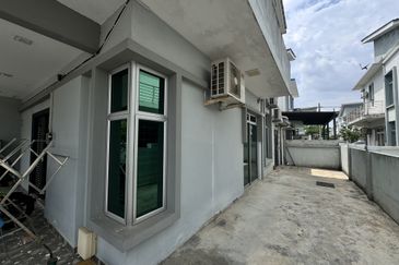 Jalan SP 8 @ Bandar Saujana Putra