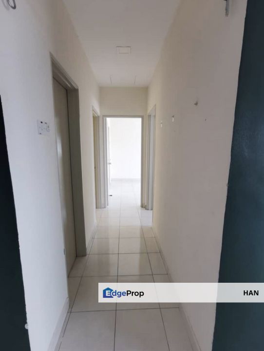 Villa residence goodview heights, freehold 1100sqft, partailly furnished unit for sales in Kajang, Selangor, Semenyih