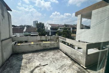 Happy Garden (Taman Gembira)