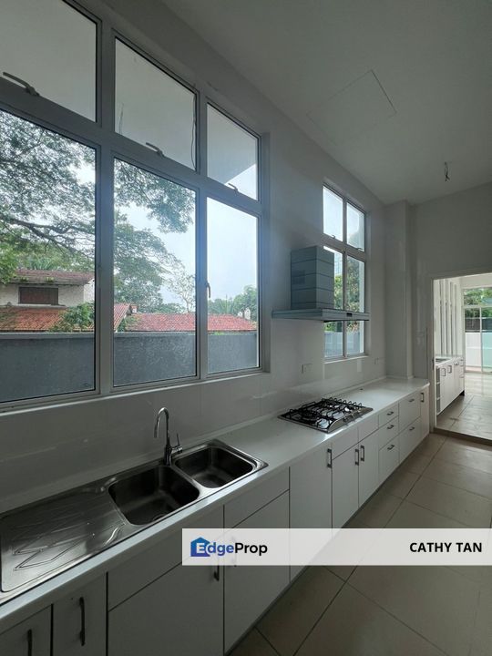 JB Town 坡底拥有私人泳池电梯低密度独立洋房出售, Johor, Johor Bahru