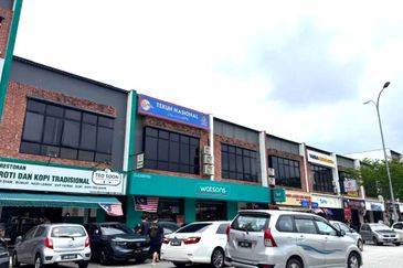 Pusat Komersial Suria (68 Avenue)