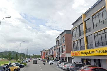 Pusat Komersial Suria (68 Avenue)