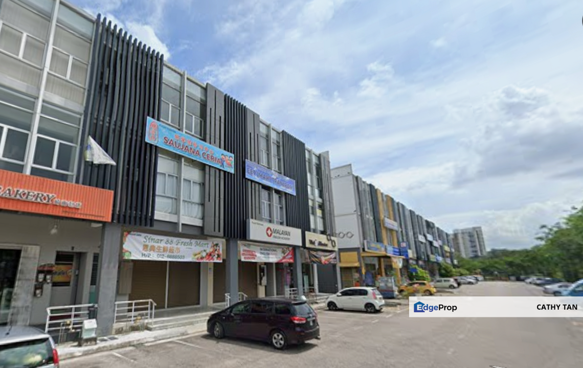 AAA 曝光率高面向大路4层楼店面招租🔥巨多补习中心/Office/美容院/诊所等5km里有2间医院/Universiti Kuala Lumpur大学/购物中心/住宅区等优质地点, Johor, Masai