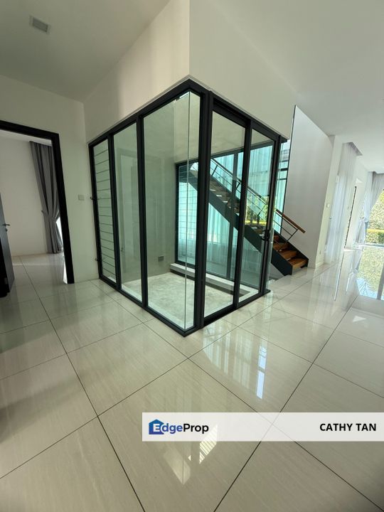 外国人耳熟的高级住宅区 Leisure Farm部分家具双层独立洋房Bungalow出售🔥, Johor, Gelang Patah