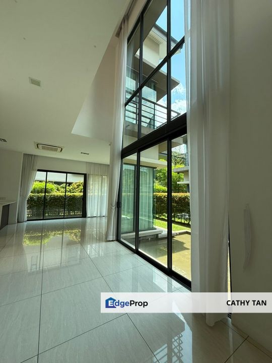 Leisure Farm 外国人耳熟的高级住宅区部分家具双层半独立Semi-D出售🔥, Johor, Gelang Patah