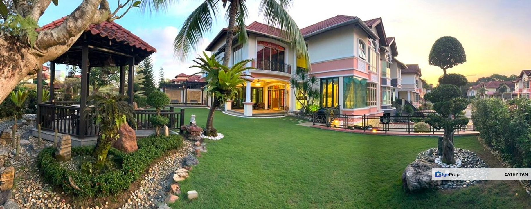 世外桃源 Molek 角头超美3层半独立式洋房出售😍保养设计美美的绿院子🔥Fully Extend 屋子照顾良好, Johor, Johor Bahru