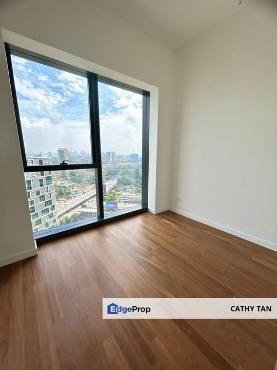 新山坡底 JB Town 最高极最壮观的 Astaka 豪华公寓出售⭐️新加坡海景 SG View 最大款具备部分家具的全新单位, Johor, Johor Bahru