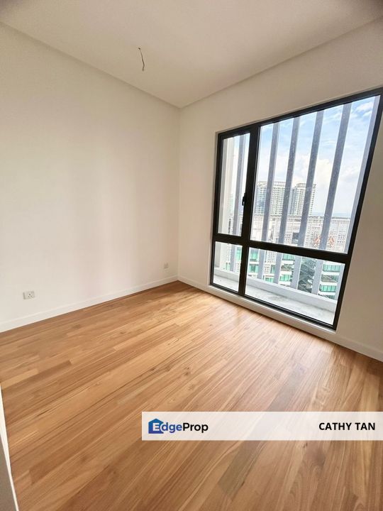 新山坡底 JB Town 最高极最壮观的 Astaka 豪华公寓出售⭐️新加坡海景 SG View 最大款具备部分家具的全新单位, Johor, Johor Bahru