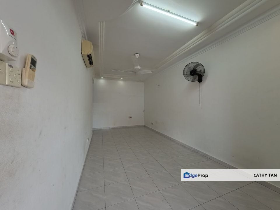 一线区Bukit Indah有排屋出售🔥CIQ/TUAS 中间点, Johor, Bukit Indah