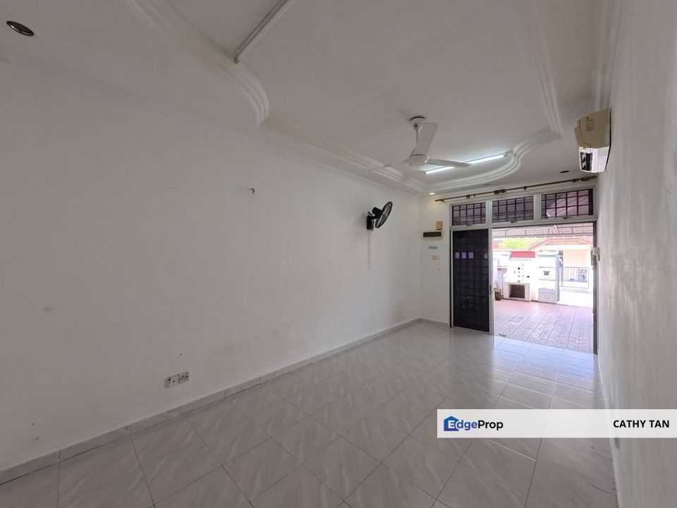 一线区Bukit Indah有排屋出售🔥CIQ/TUAS 中间点, Johor, Bukit Indah