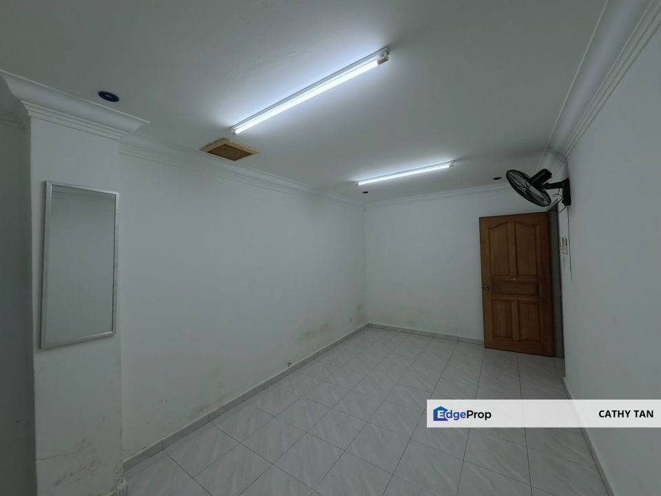 一线区Bukit Indah有排屋出售🔥CIQ/TUAS 中间点, Johor, Bukit Indah