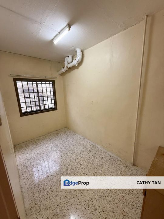 新山坡底 Maju Jaya@JB Town 双层排楼出售🔥黄金地点<5km CIQ是自住/投资Airbnb民宿好康, Johor, Johor Bahru