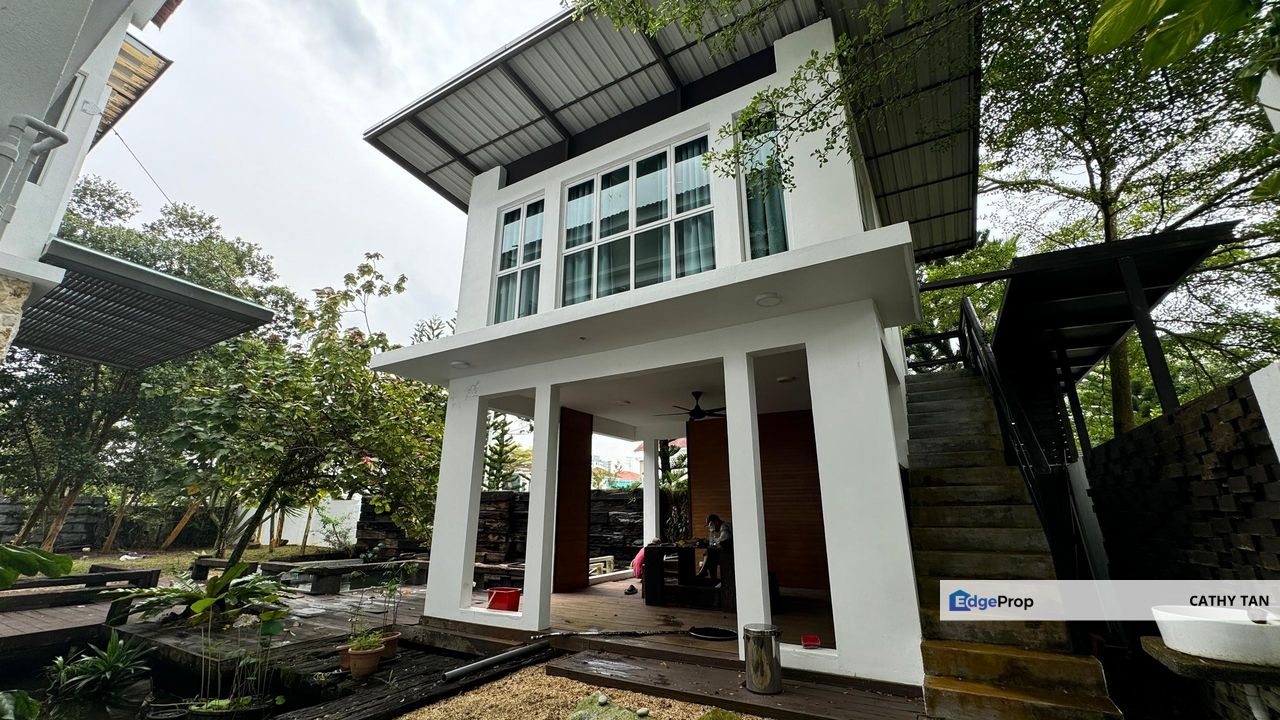 Casa Almyra半独立出售🔥CIQ/TUAS中间点Perling重点保安区单位美美还有鱼塘可以领包入住, Johor, Johor Bahru