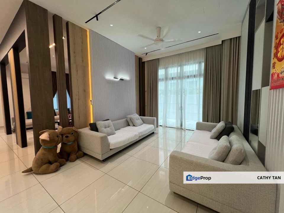 Rare Unit 稀有 Setia Tropika 环境风水AAA 2层独立洋房诚心出售🔥, Johor, Setia Tropika