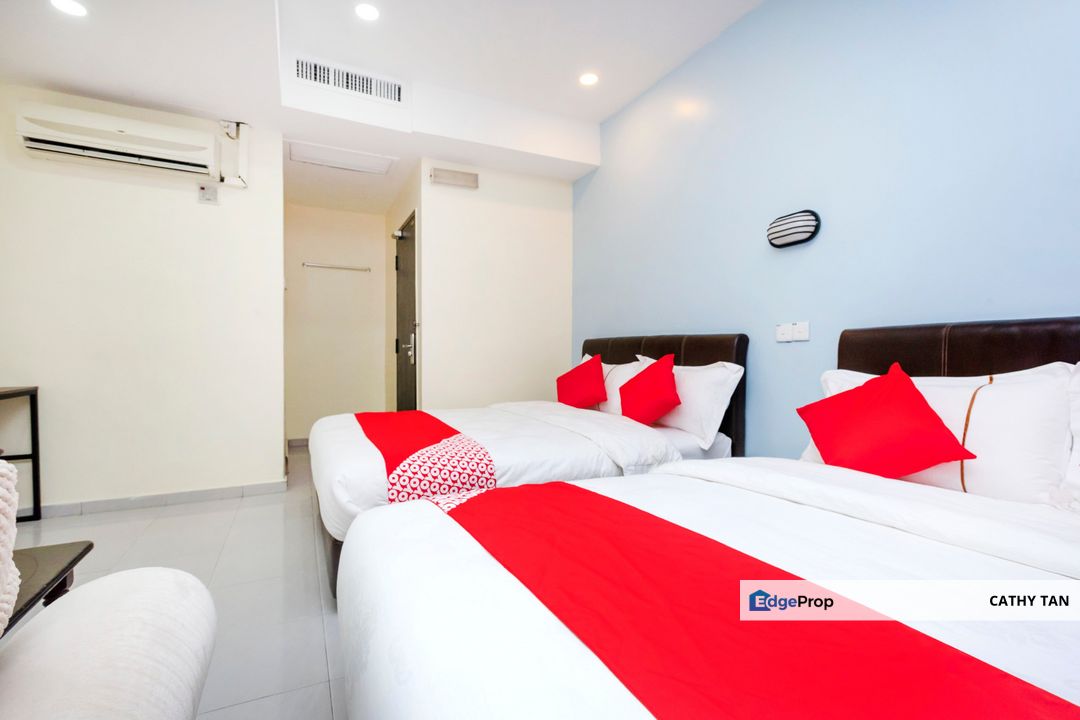 酒店老板老板娘🔥Setia Tropika 面向大路有Hotel要出售, Johor, Johor Bahru