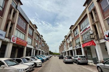 Taman Austin Perdana