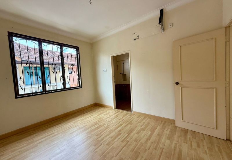 Taman Austin Perdana