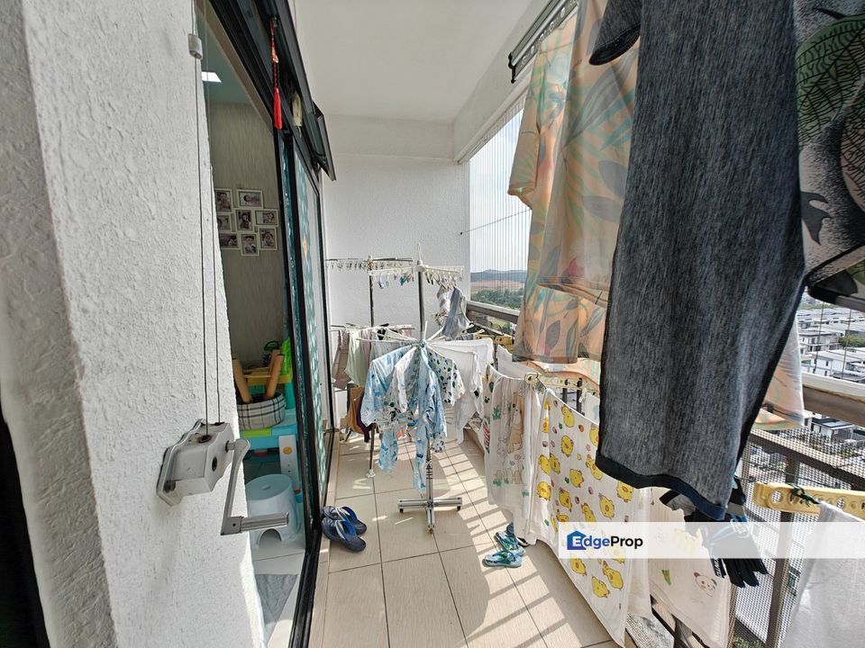 Full Loan Mutiara Rini Apartment The Garden Nice reno Near Lotus Mydin, Johor, Skudai