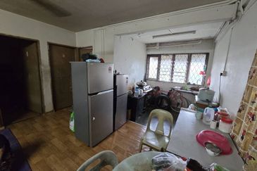 Flat Bandar Selesa Jaya @ Jalan Silat Lincah