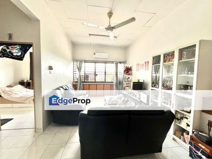 Taman daya Walk up Apartment lv4 Golf View walk distance to Bus Stop, Johor, Johor Bahru