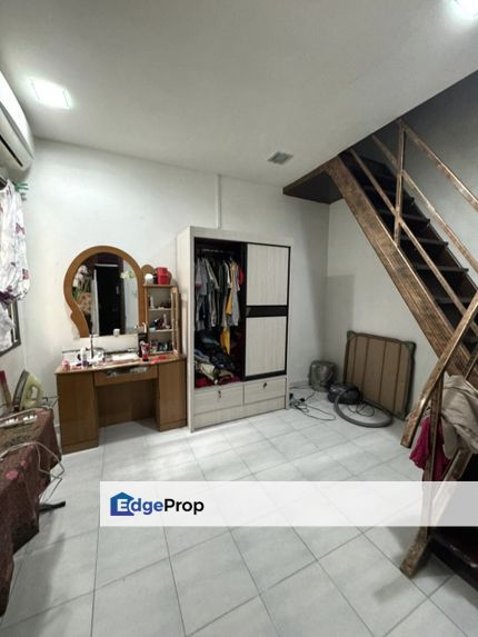 Nusa Idaman Single Storey House 22x70 24hrs security Tuas Bukit Indah, Johor, Nusajaya