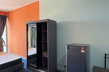 Dedaun Hijau (Greenfield Regency)