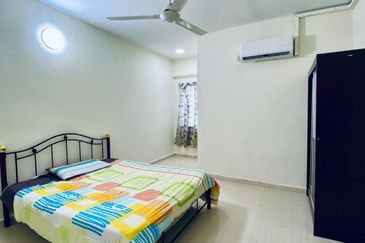 Bangunan Duta Impian (The Embassy Suites)