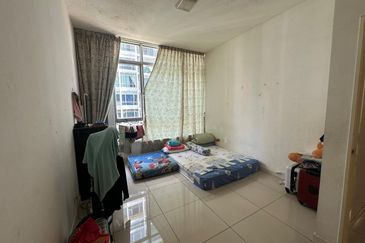 Dedaun Hijau (Greenfield Regency)