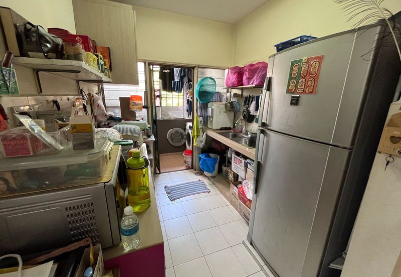 Taman Tampoi Indah II, Villa Ros