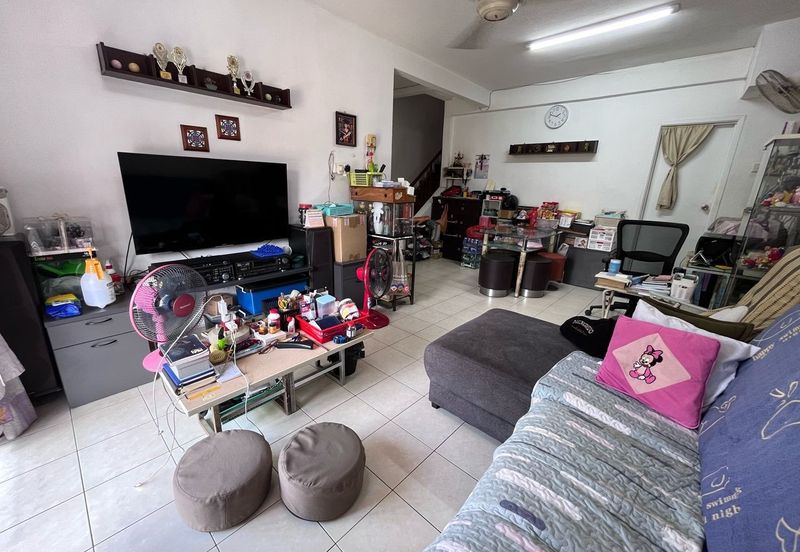 Taman Tampoi Indah II, Villa Ros