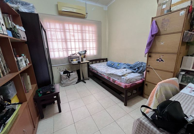 Taman Tampoi Indah II, Villa Ros