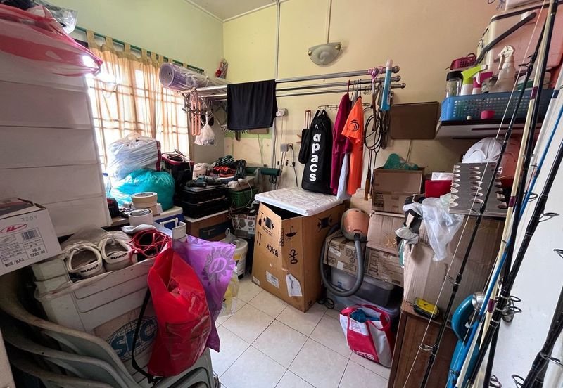 Taman Tampoi Indah II, Villa Ros