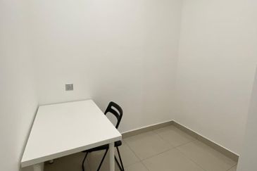 SKS Habitat Apartment, Larkin