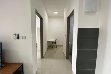 SKS Habitat Apartment, Larkin