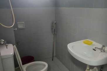 Mon Glori, , Bandar Baru Permas Jaya