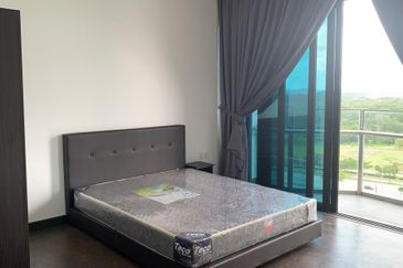 Almas @ Puteri Harbour