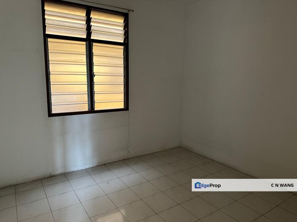 Rose Villa Apartment For Sale @ Taman Putri Kulai, Johor, Johor, Kulai
