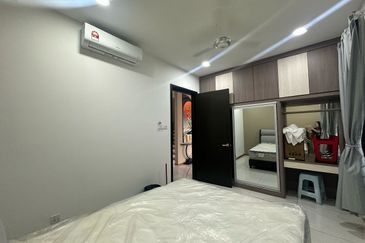 Senibong Cove Waterway Residences