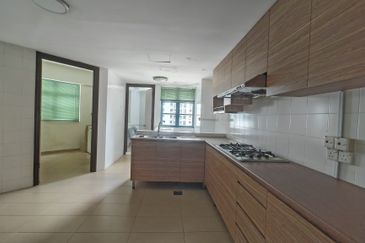 The Straits View, Bandar Baru Permas Jaya