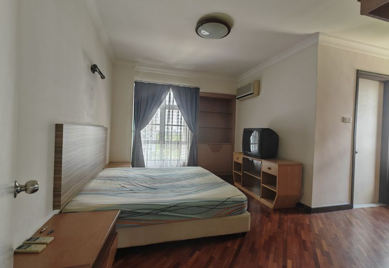 The Straits View, Bandar Baru Permas Jaya