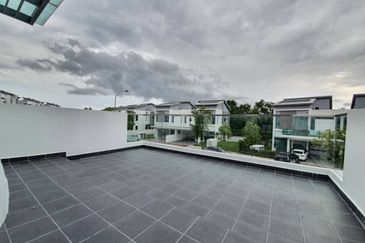 Sunway Lenang Heights