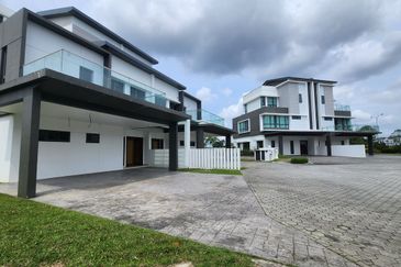 Sunway Lenang Heights