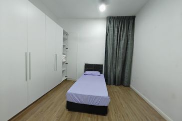 The WaterEdge Residences